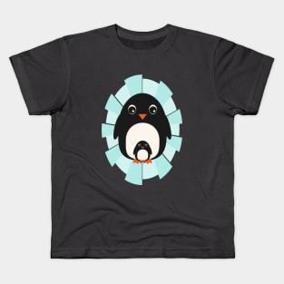 Baby and daddy penguins Kids T-Shirt